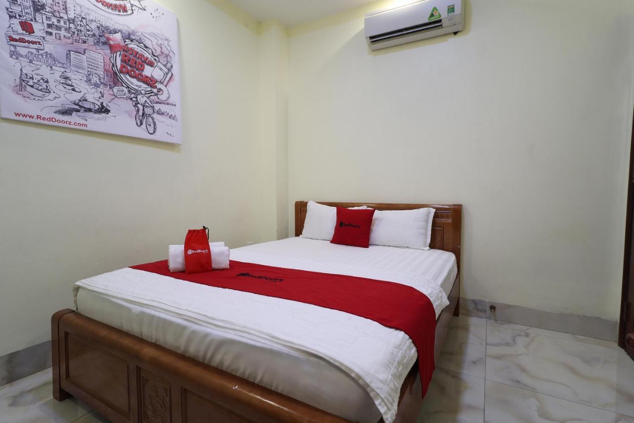 Reddoorz Plus @ Dong Den Street Hotel Ho Chi Minh-Byen Eksteriør billede